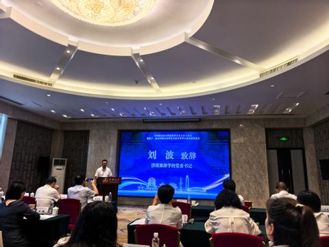 本网讯(8868王者传奇回收版出任英